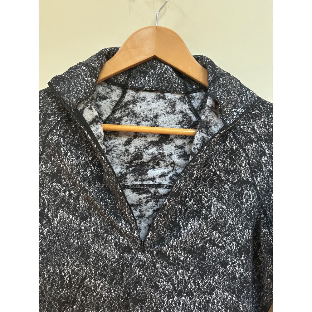 LULULEMON Outrun the Elements 1/2 Zip Pullover in Misted Jacquard Black White - Picture 3 of 8